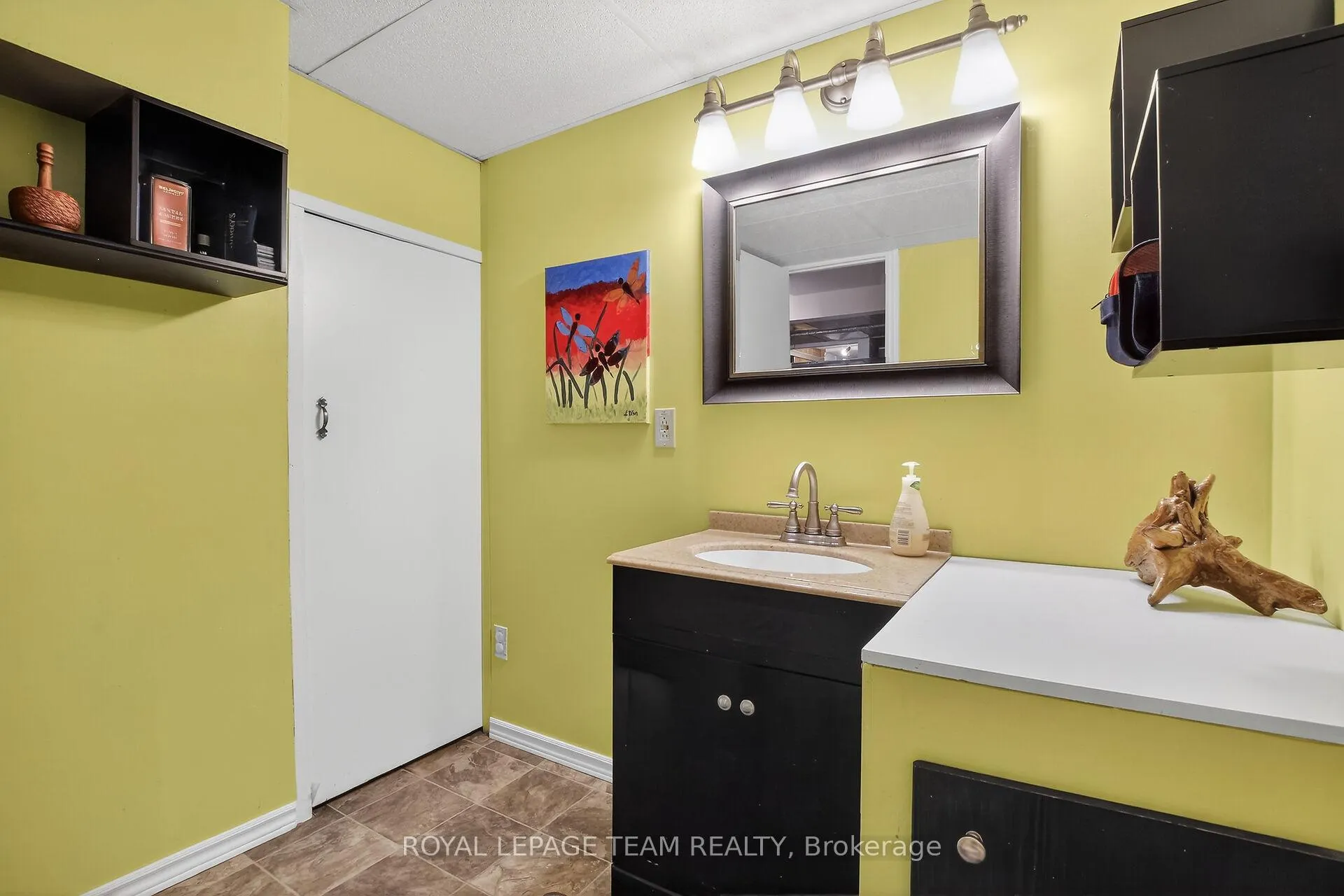 Photo 24 of 44 Ballantrae Way, Ottawa, Kanata - Glencairn/Hazeldean — HOMEH