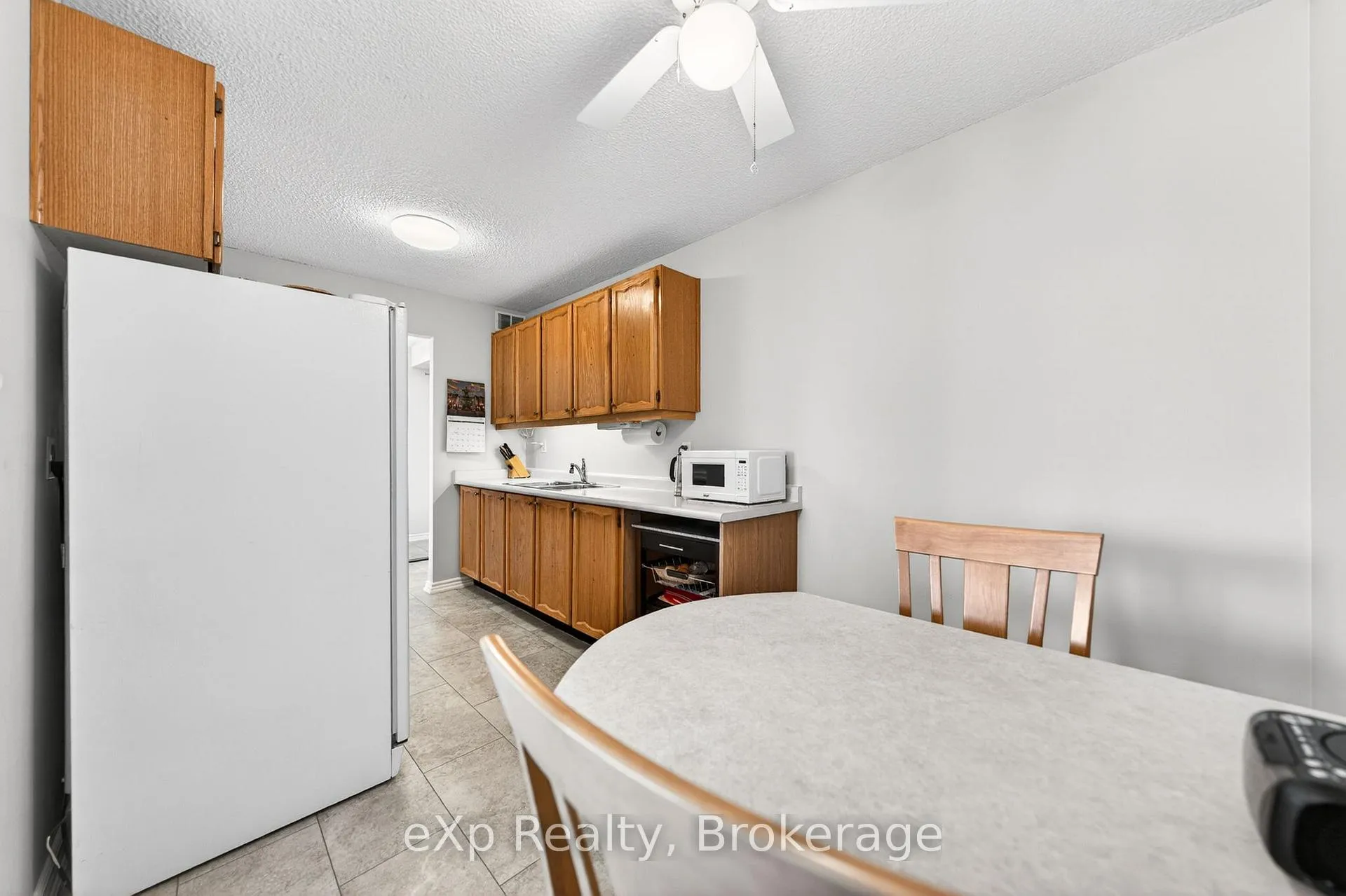Photo 23 of Unit 408, 19 Woodlawn Road E, Guelph, Riverside Park — HOMEH