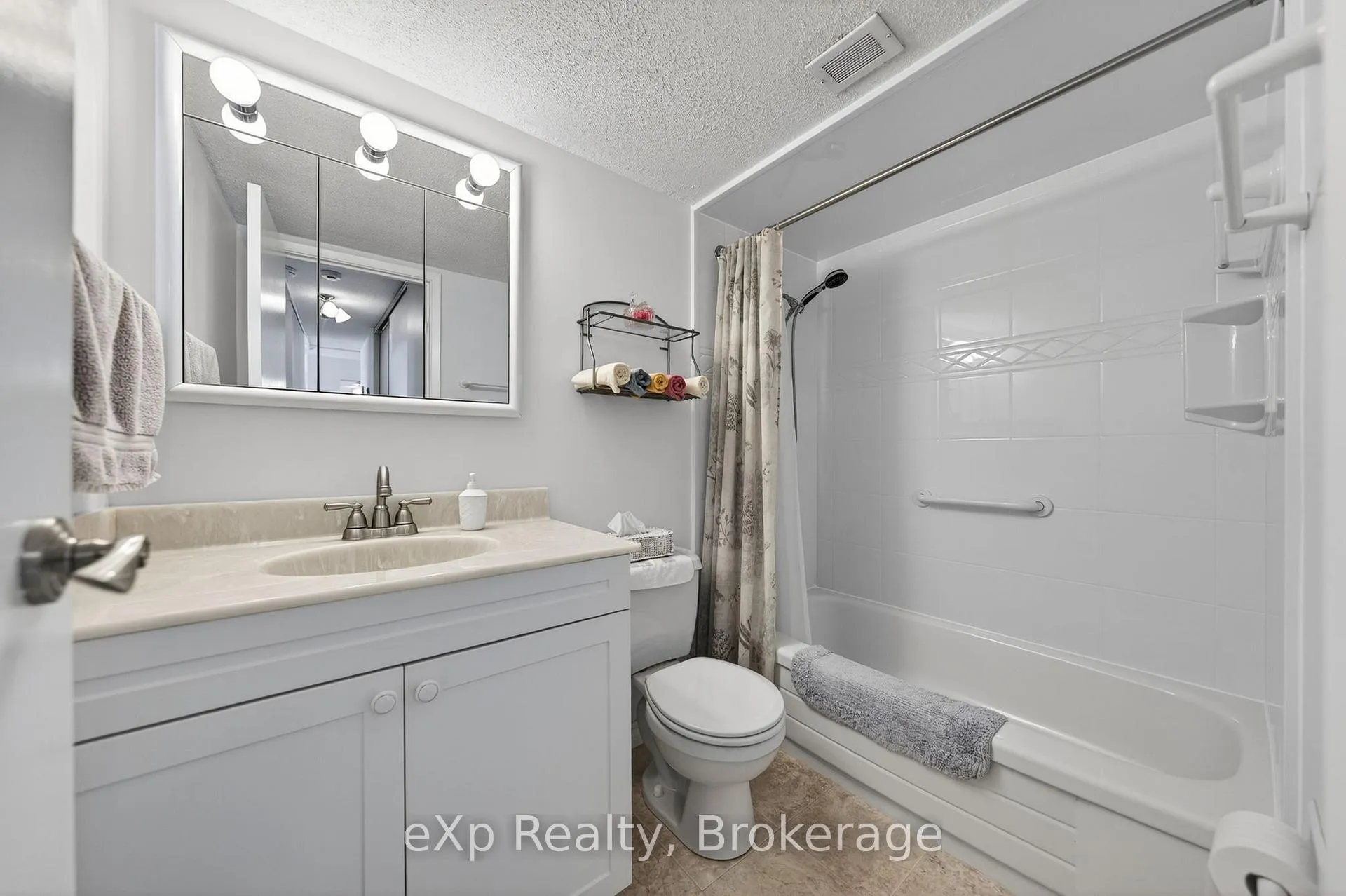 Photo 33 of Unit 408, 19 Woodlawn Road E, Guelph, Riverside Park — HOMEH