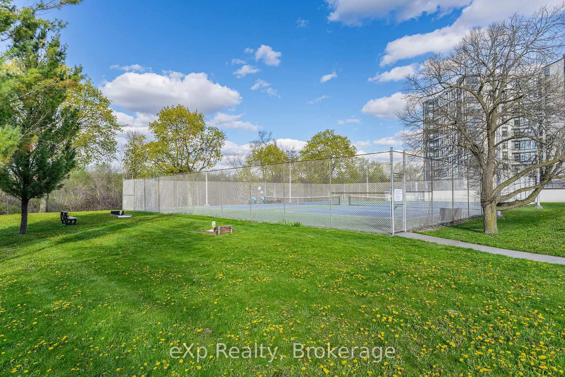Photo 44 of Unit 408, 19 Woodlawn Road E, Guelph, Riverside Park — HOMEH