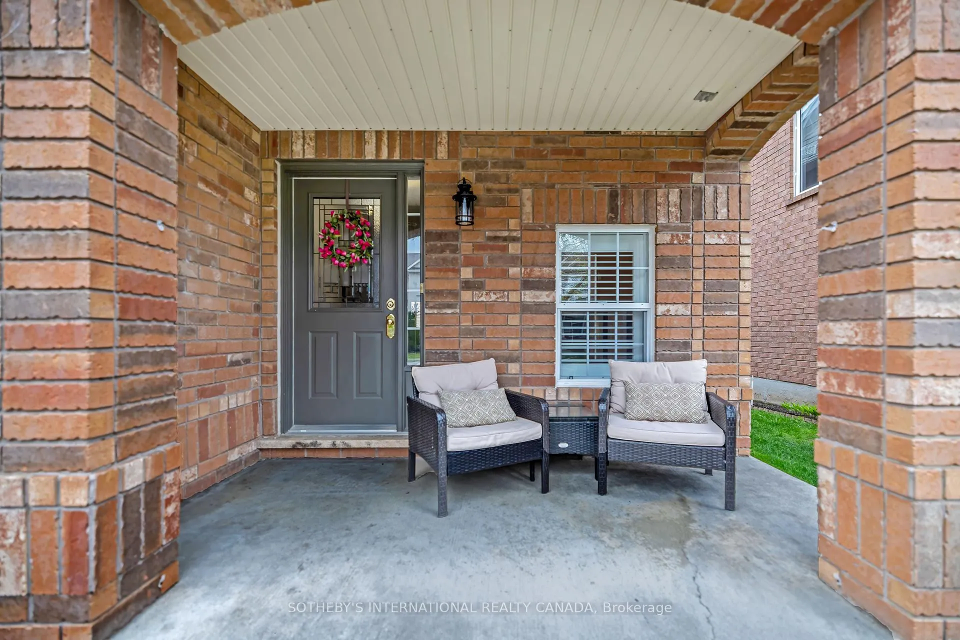 Photo 5 of 1416 Mcdermott Way, Milton, Beaty — HOMEH