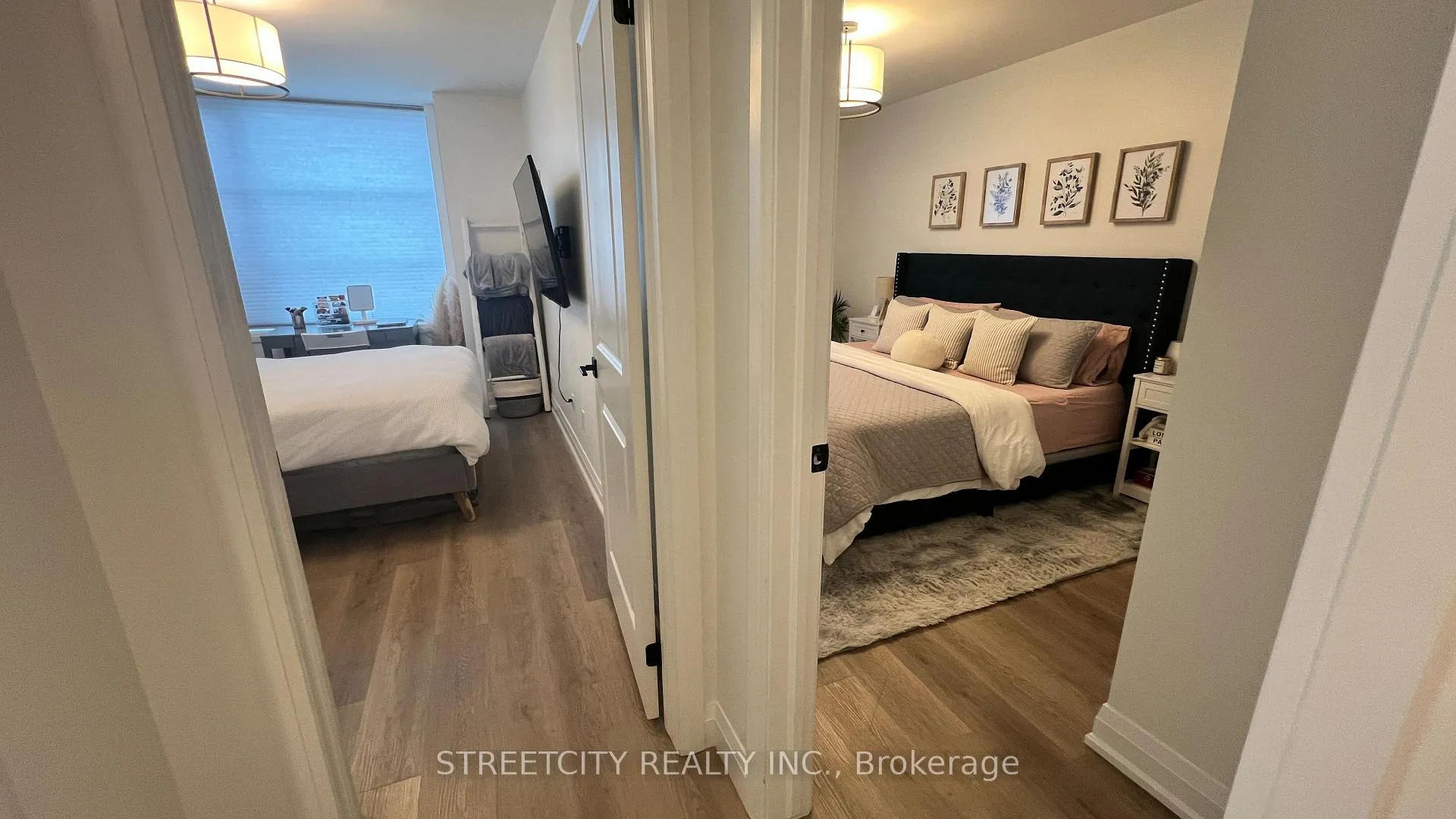 Photo 16 of Unit 31, 3900 Savoy Street E, London, South V — HOMEH