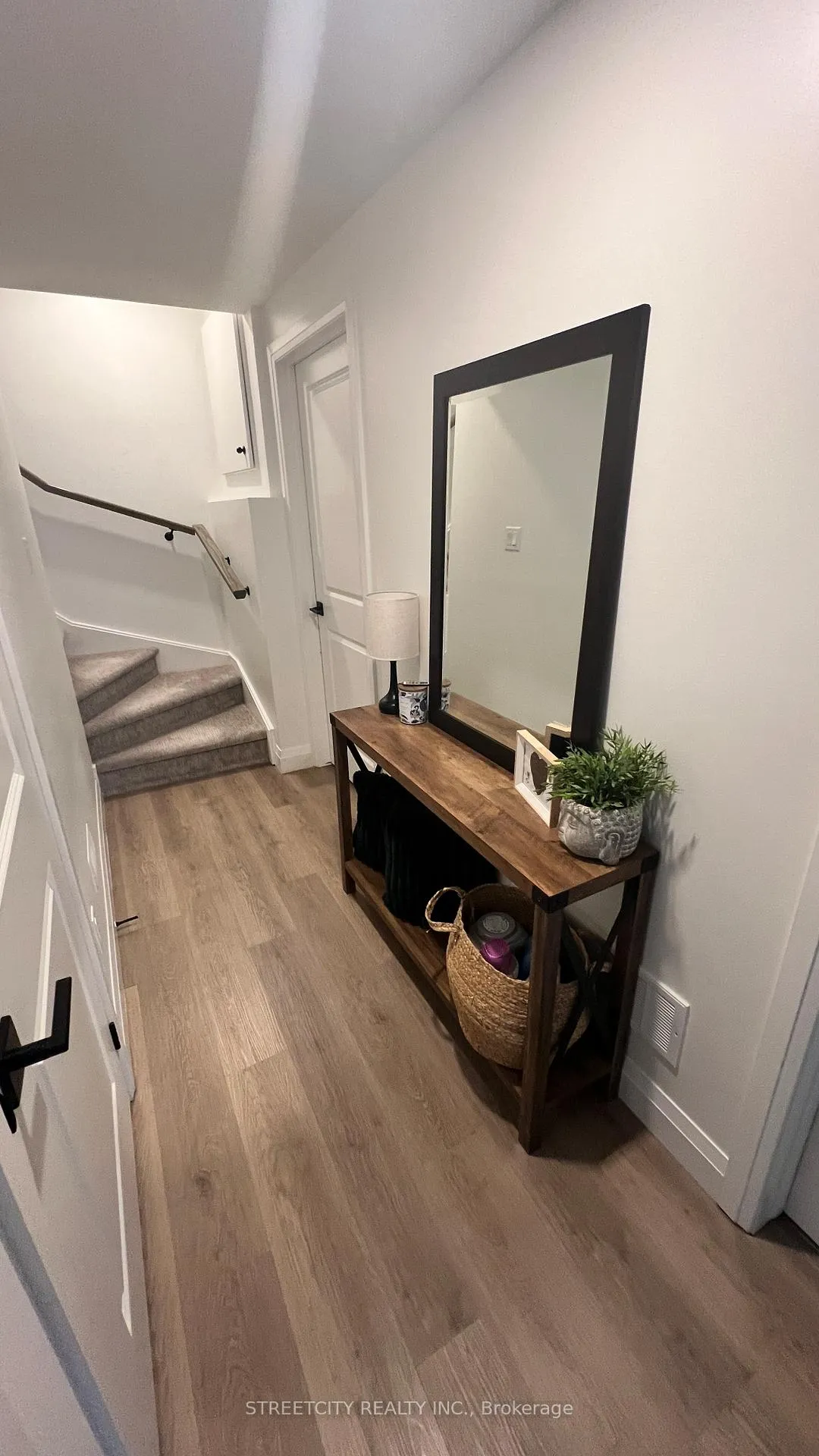 Photo 17 of Unit 31, 3900 Savoy Street E, London, South V — HOMEH