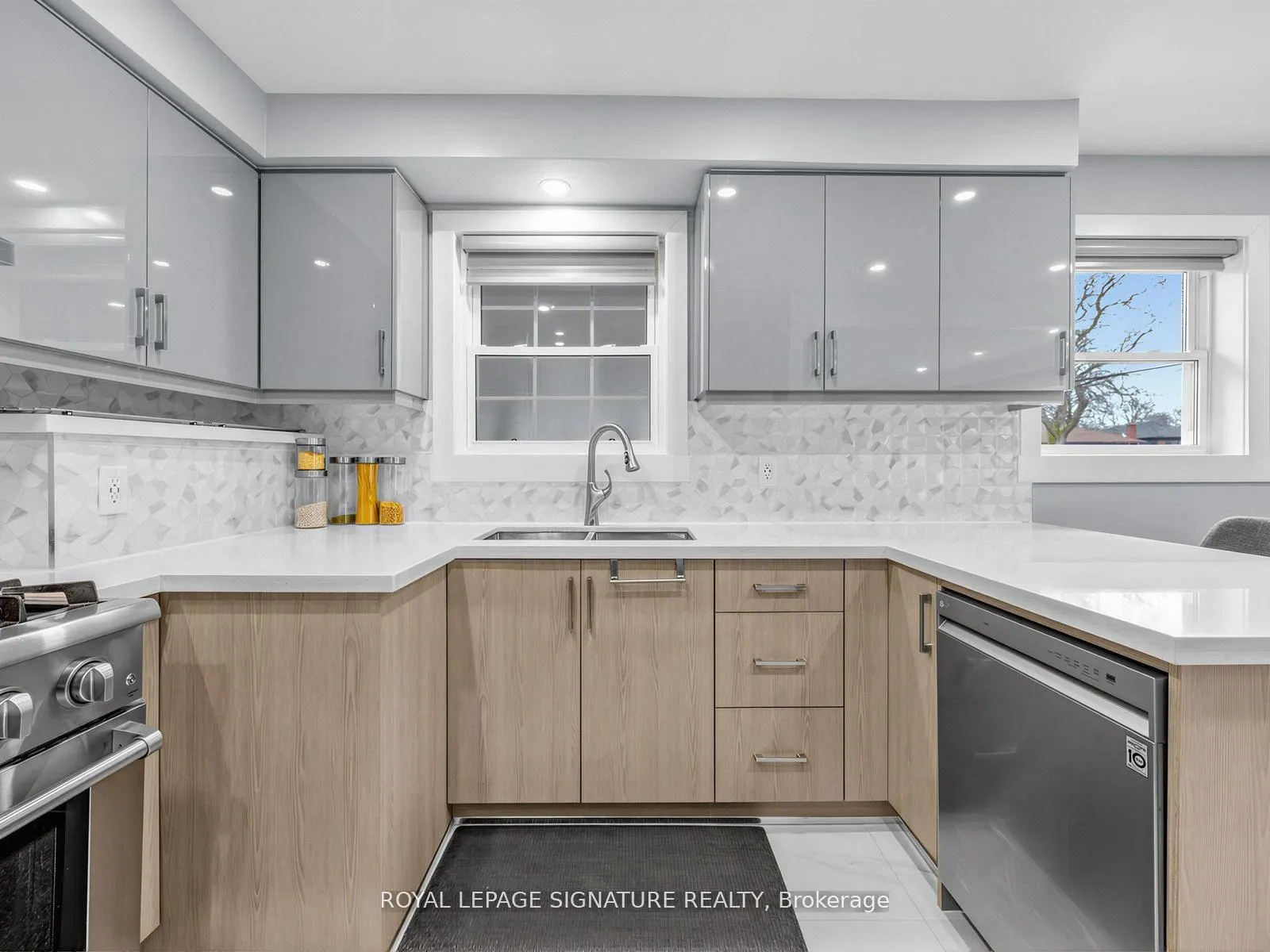 Photo 21 of 7 Jarwick Drive, Scarborough, Woburn — HOMEH