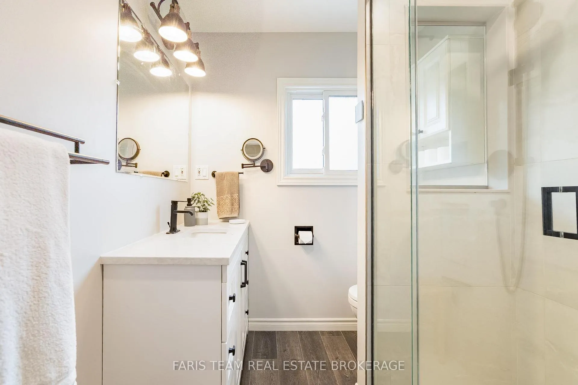 Photo 19 of 506 Line 11 S, Oro-Medonte, Hawkestone — HOMEH