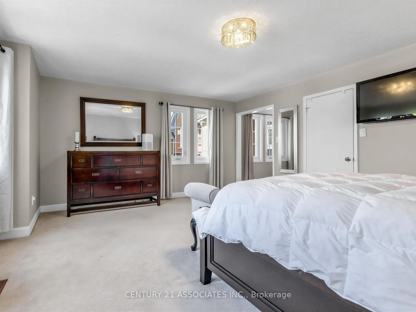 Photo 29 of 2908 Tradewind Drive, Mississauga, Meadowvale — HOMEH