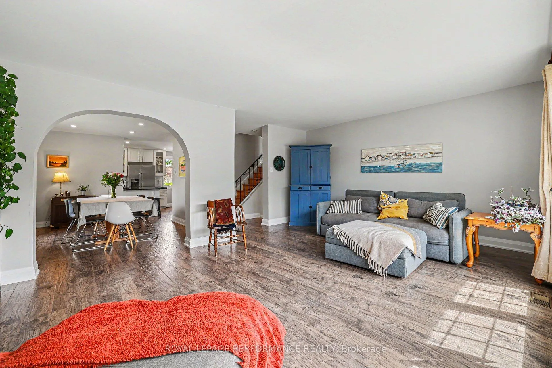 Photo 5 of 26 Delong Drive, Ottawa, Beacon Hill North — HOMEH