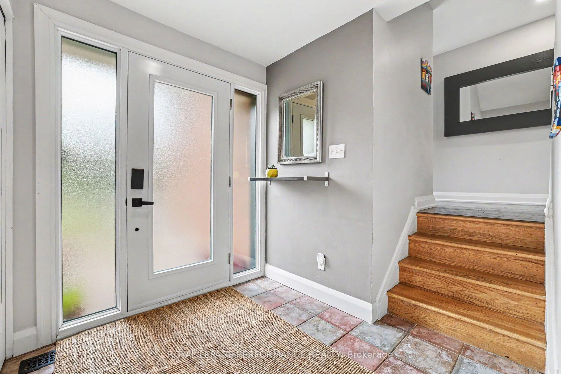 Photo 32 of 26 Delong Drive, Ottawa, Beacon Hill North — HOMEH