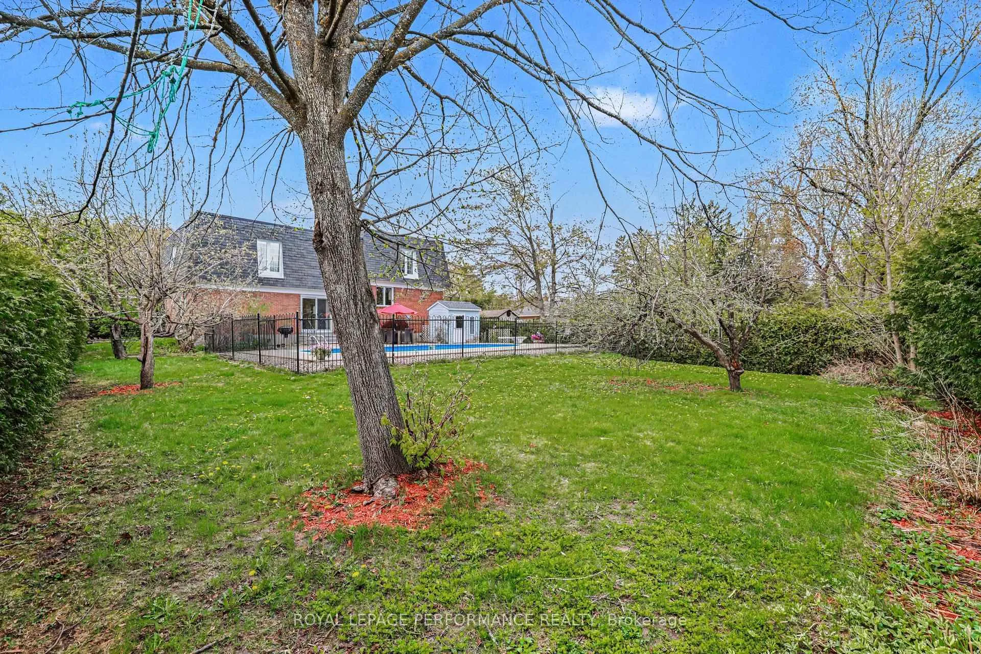 Photo 38 of 26 Delong Drive, Ottawa, Beacon Hill North — HOMEH