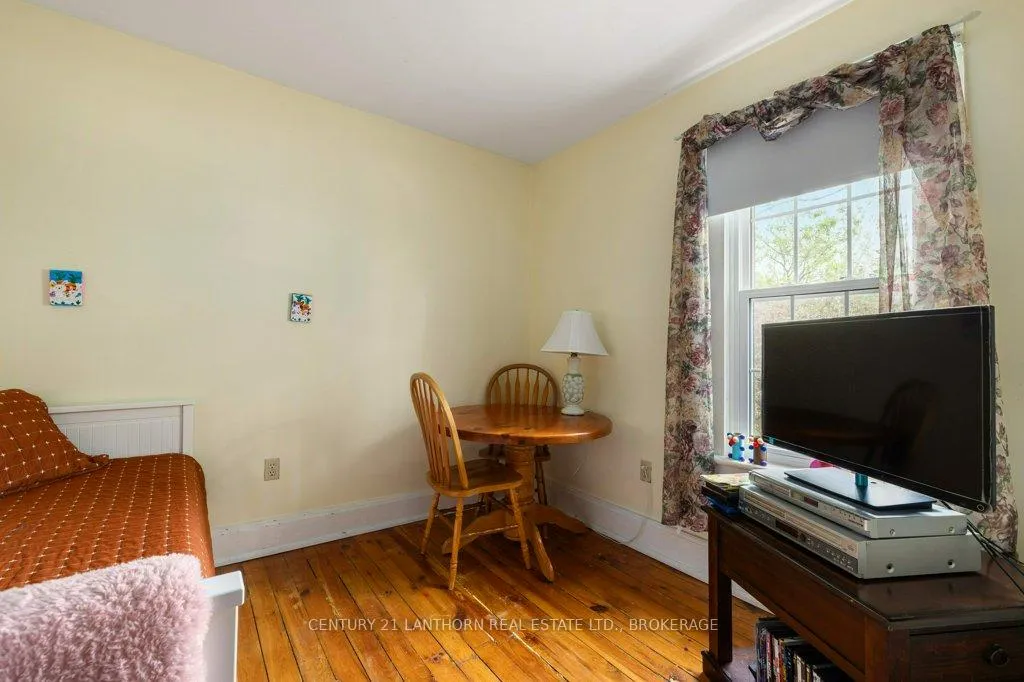 Photo 24 of 20 Ann Street, Tweed, Hungerford (Twp) — HOMEH