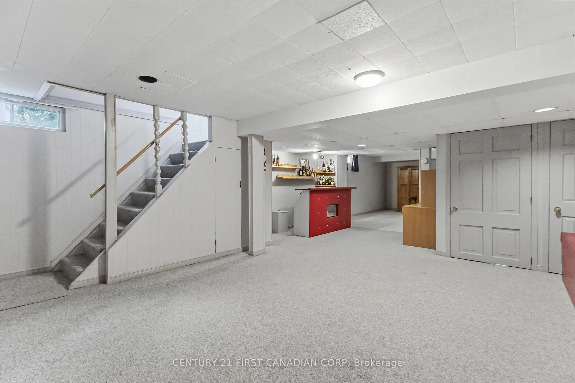 Photo 14 of 685 Ladybrook Crescent, London, South O — HOMEH