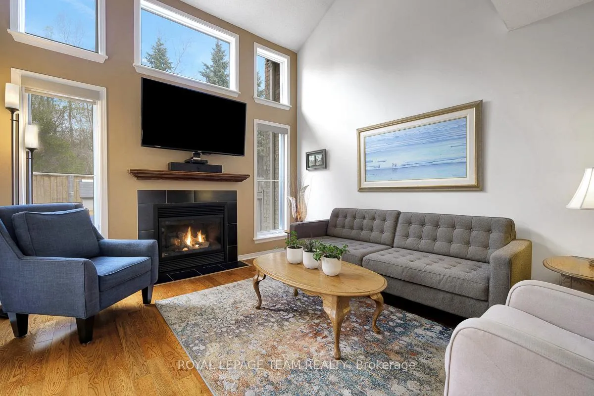 Photo 6 of 19 Inverkip Avenue, Ottawa, Hunt Club Park/Greenboro — HOMEH