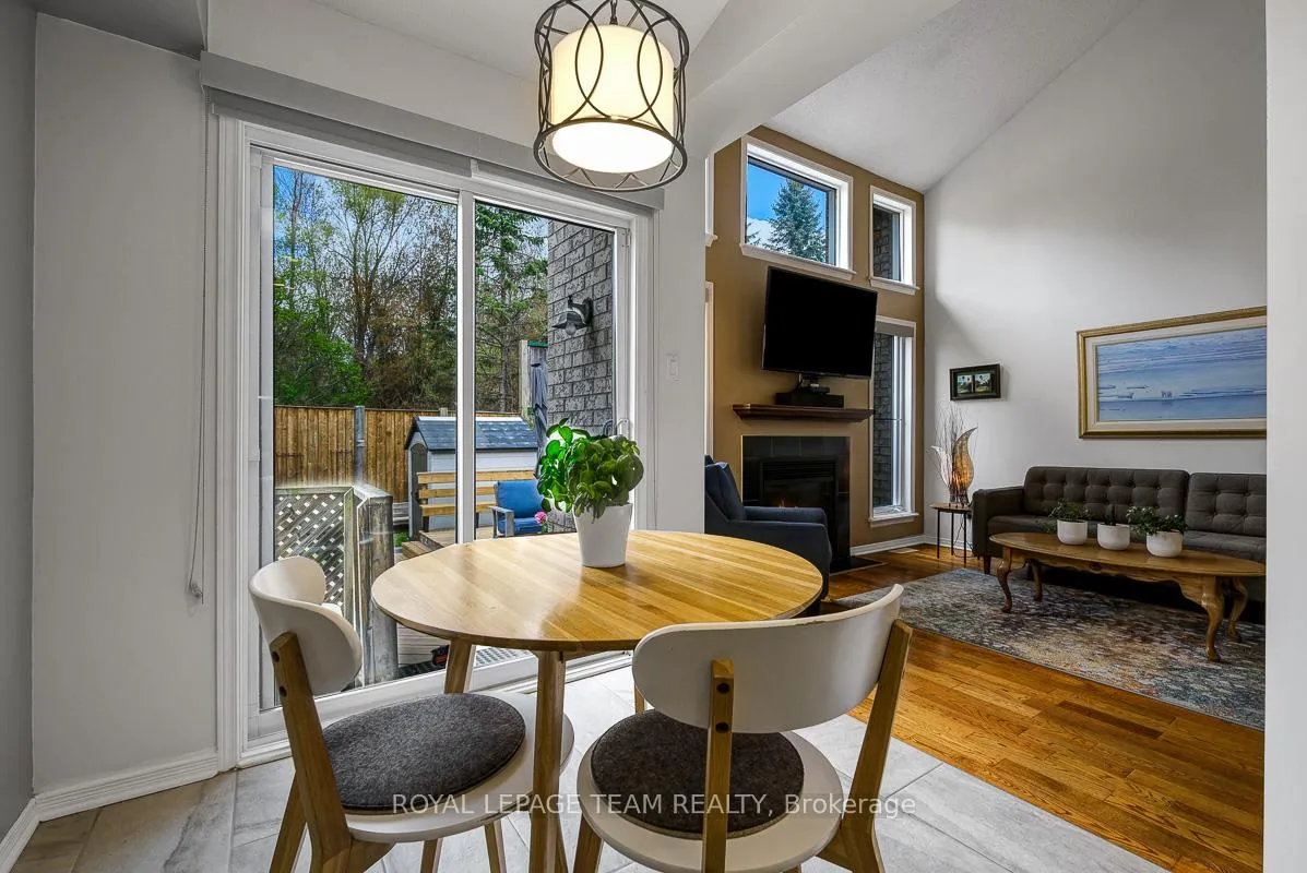 Photo 14 of 19 Inverkip Avenue, Ottawa, Hunt Club Park/Greenboro — HOMEH