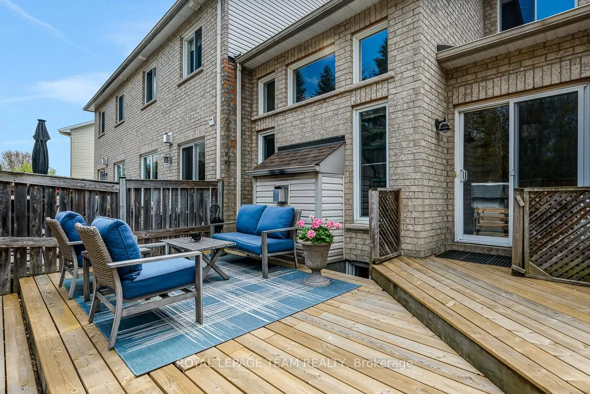 Photo 41 of 19 Inverkip Avenue, Ottawa, Hunt Club Park/Greenboro — HOMEH