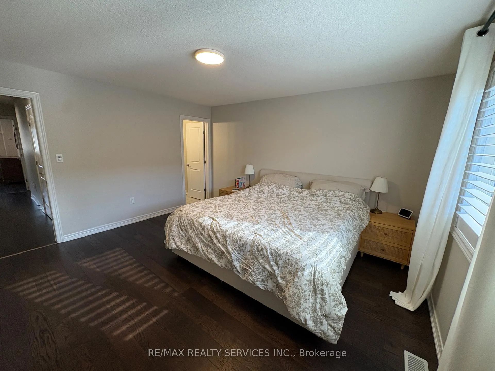 Photo 18 of 7 Sonoma Valley Crescent, Hamilton, Mewburn — HOMEH