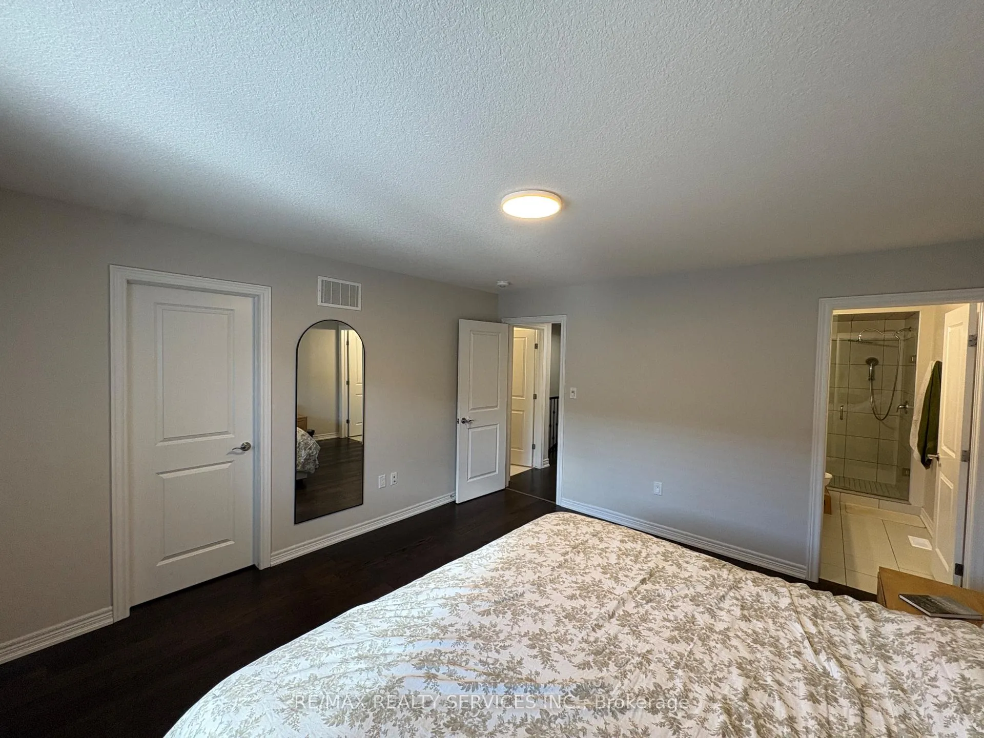 Photo 19 of 7 Sonoma Valley Crescent, Hamilton, Mewburn — HOMEH