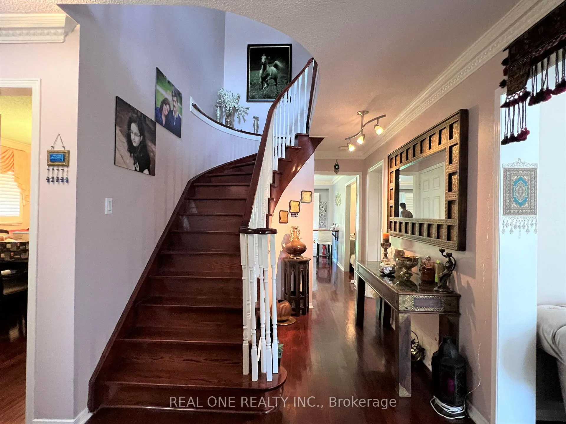 Photo 12 of 6403 Osprey Boulevard, Mississauga, Lisgar — HOMEH