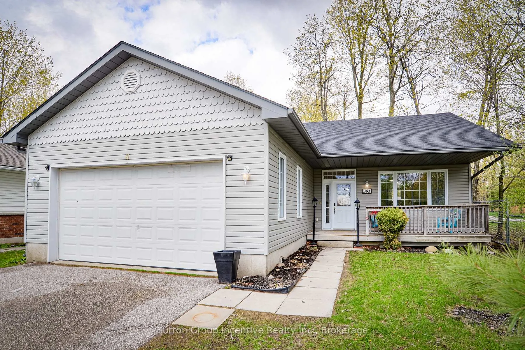 Photo 1 of 391 Grenville Avenue, Orillia — HOMEH