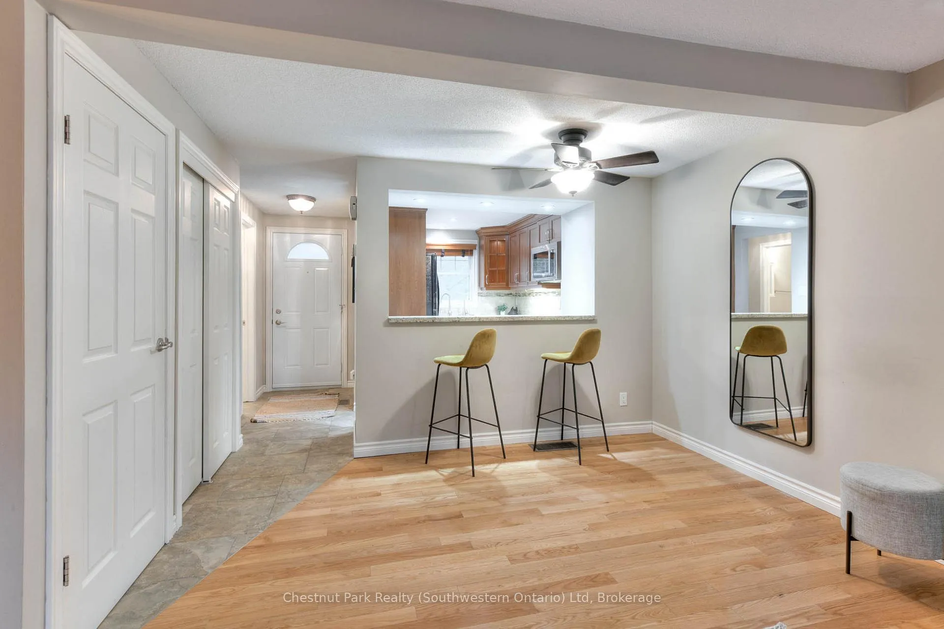 Photo 3 of Unit 30, 383 Edinburgh Road S, Guelph, Dovercliffe Park/Old University — HOMEH