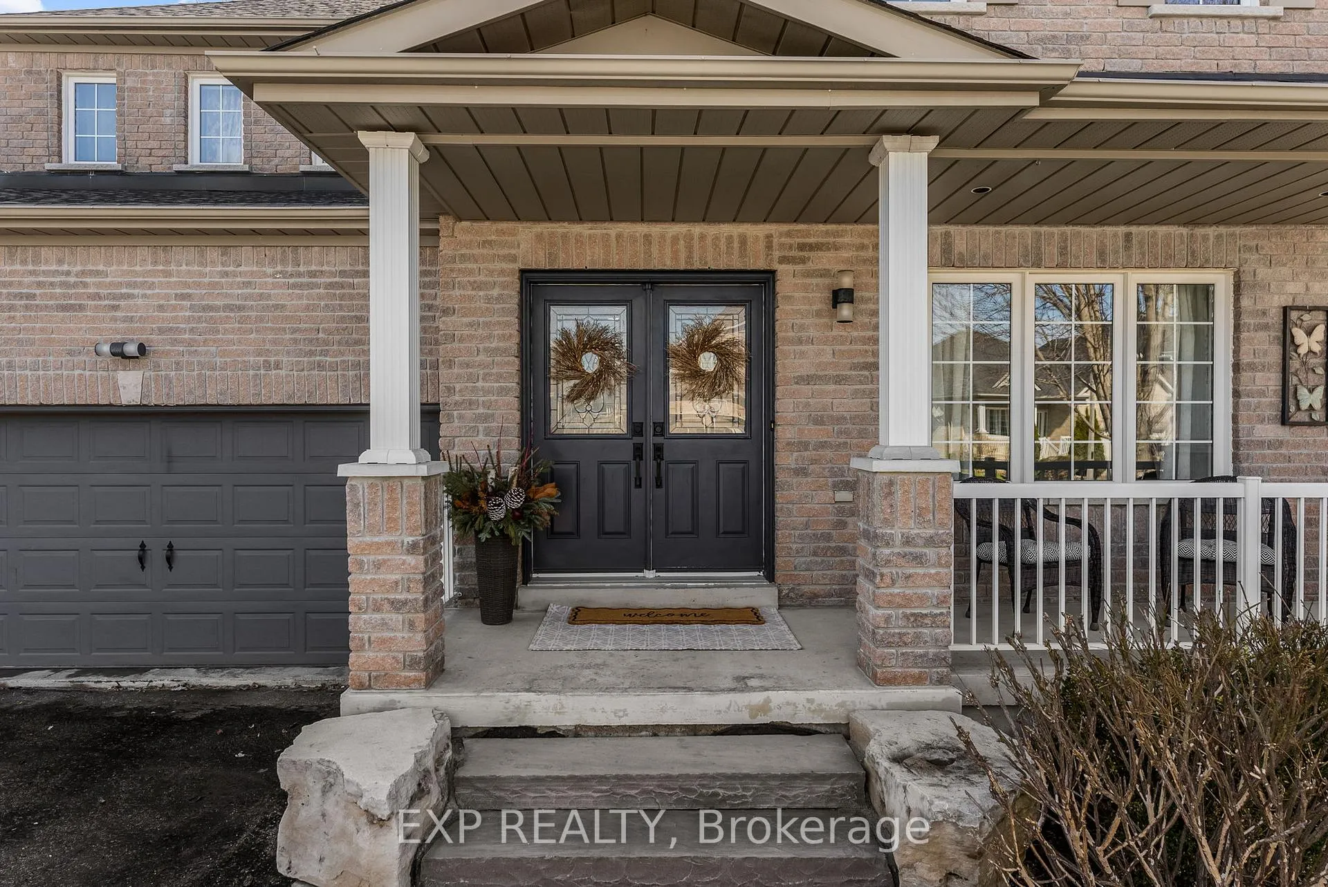 Photo 4 of 14 Whitestone Drive, Georgina, Keswick North — HOMEH
