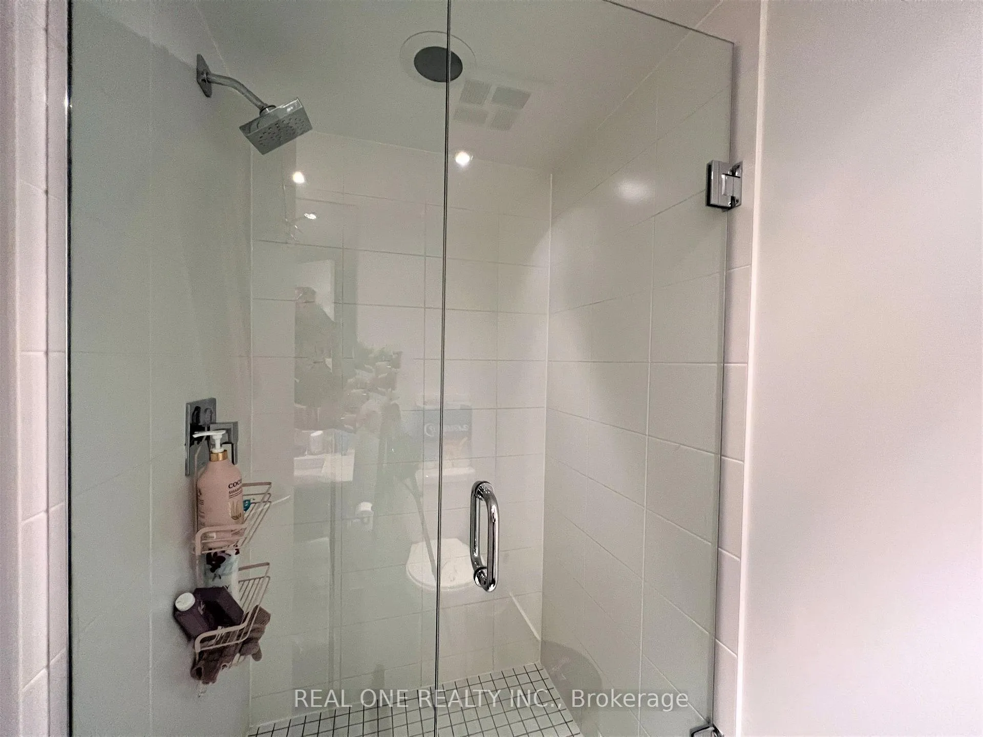 Photo 9 of Unit 916, 400 Adelaide Street E, Toronto, Moss Park — HOMEH