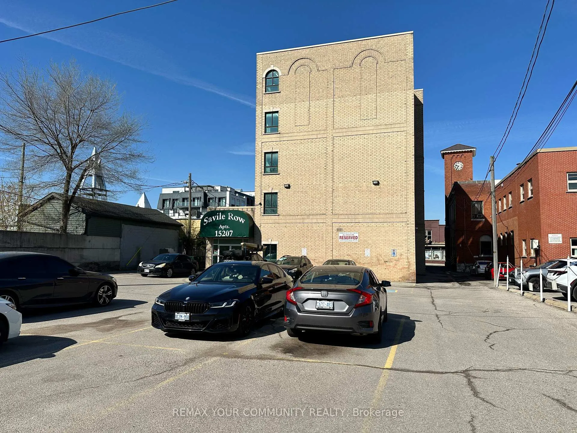 Photo 23 of Unit 201, 15207 Yonge Street, Aurora, Aurora Village — HOMEH