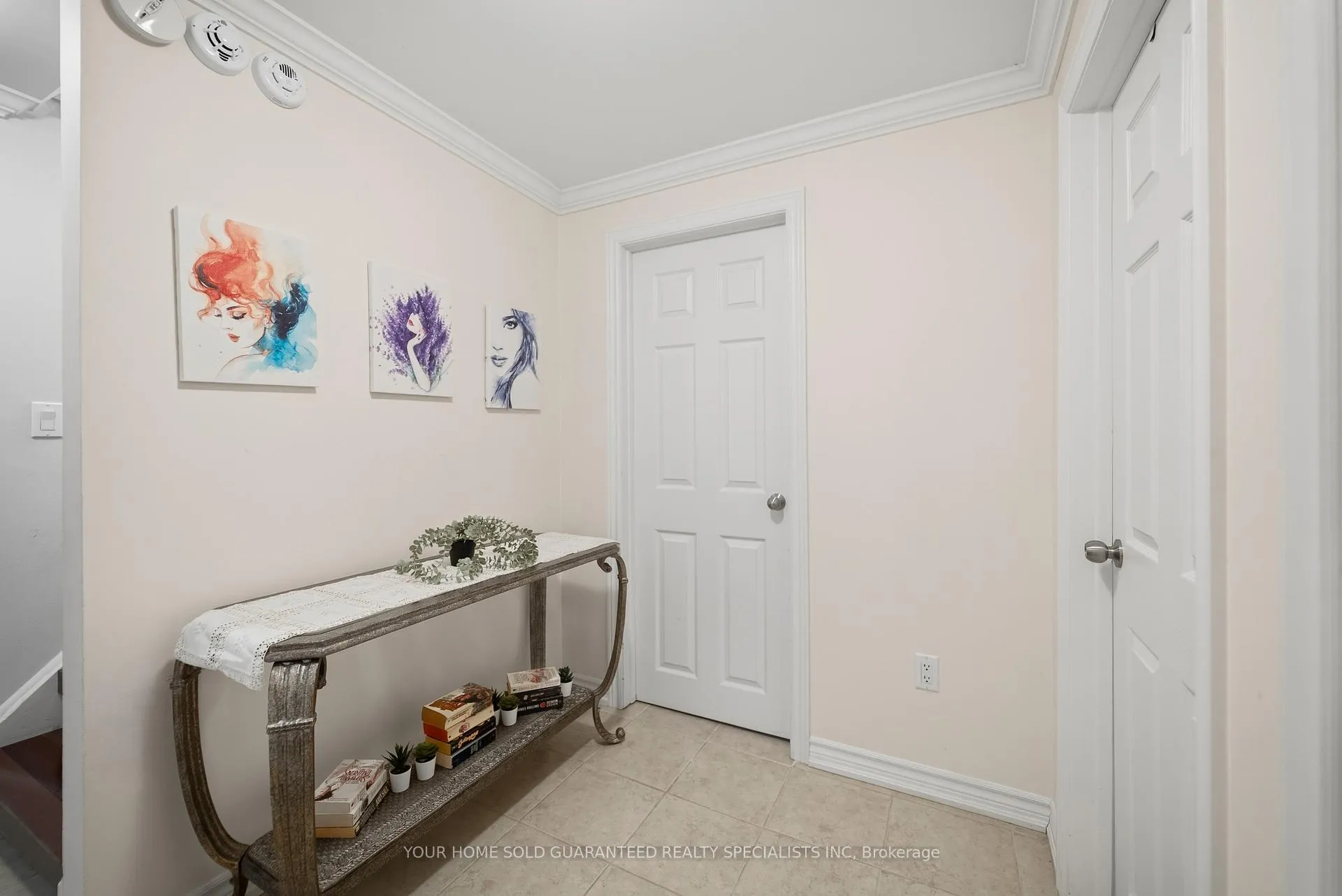 Photo 13 of 947 Sierra Boulevard, Mississauga, Applewood — HOMEH