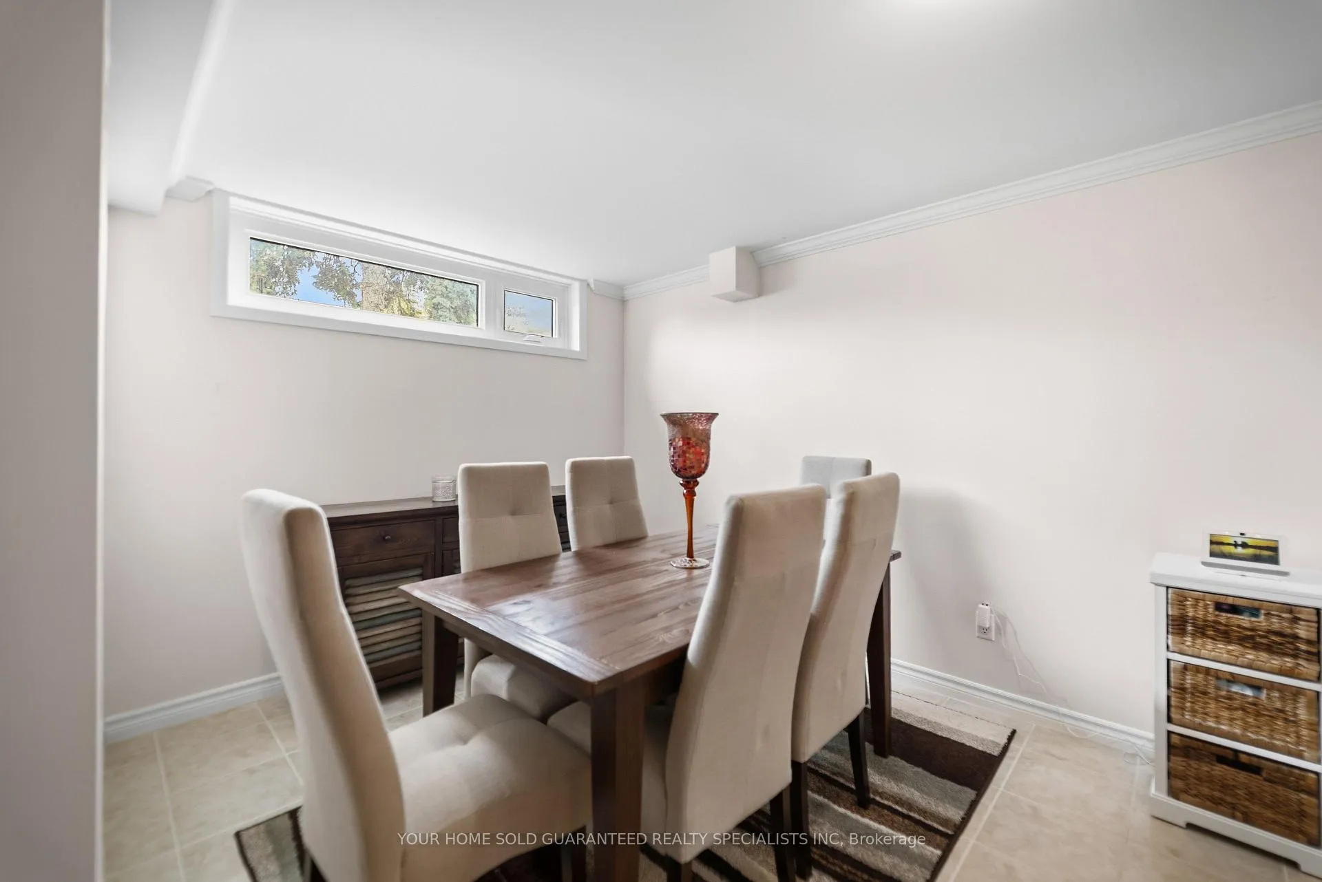 Photo 17 of 947 Sierra Boulevard, Mississauga, Applewood — HOMEH