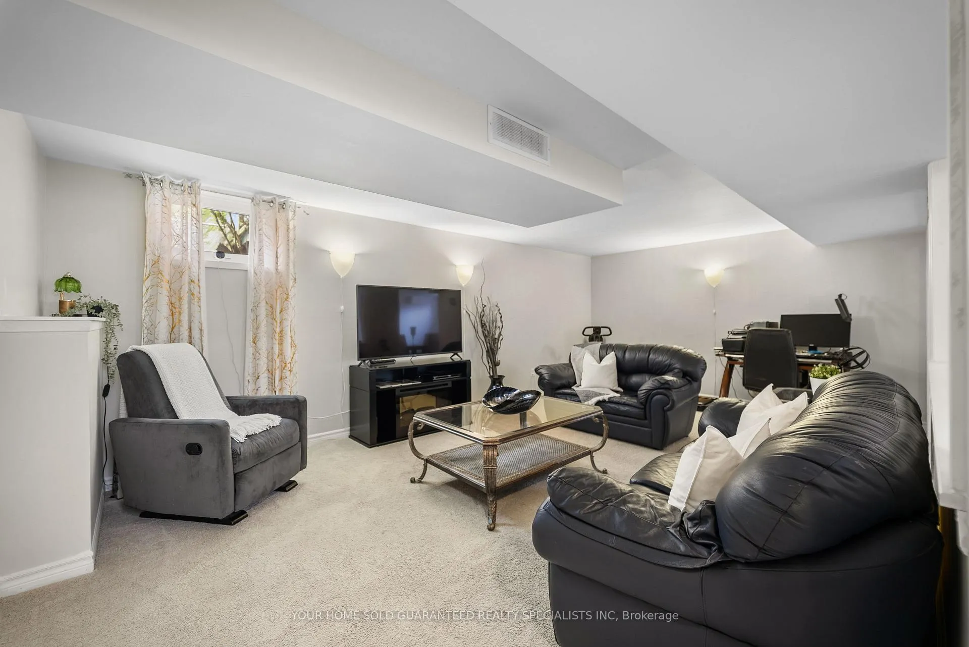 Photo 18 of 947 Sierra Boulevard, Mississauga, Applewood — HOMEH