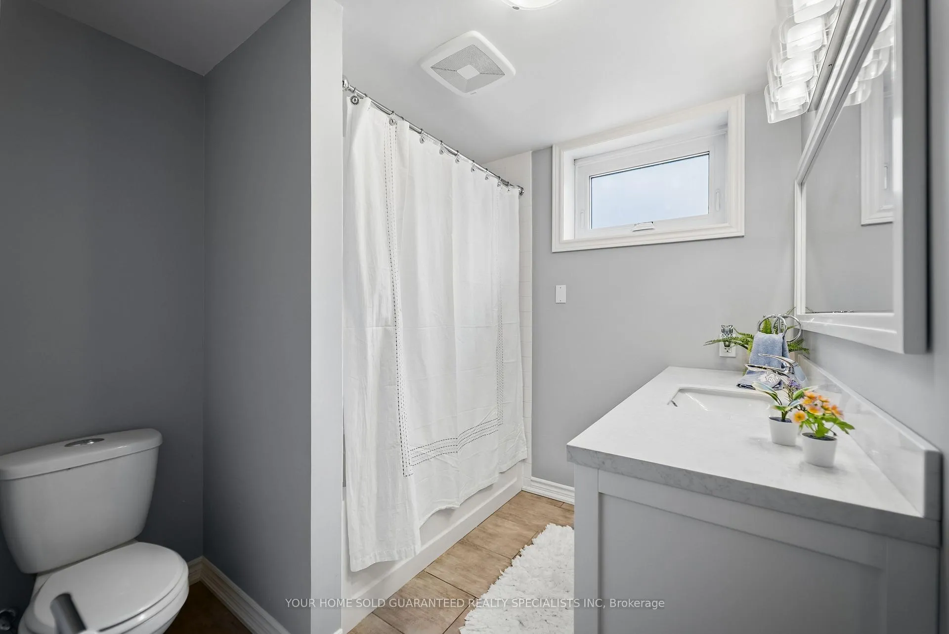 Photo 21 of 947 Sierra Boulevard, Mississauga, Applewood — HOMEH
