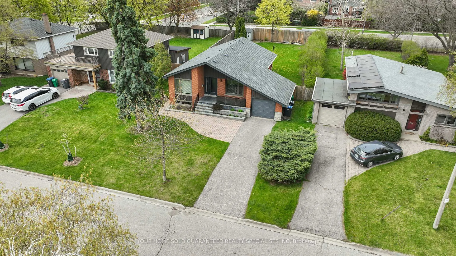 Photo 27 of 947 Sierra Boulevard, Mississauga, Applewood — HOMEH