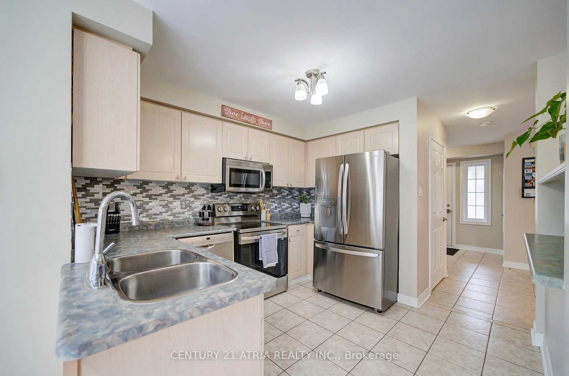 Photo 16 of 7 Whitewater Street, Whitby, Pringle Creek — HOMEH