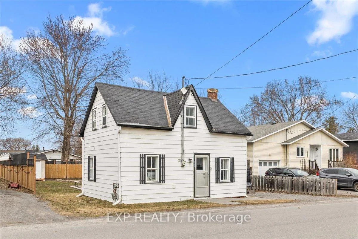 Photo 2 of 509 George Street E, North Grenville, Kemptville — HOMEH