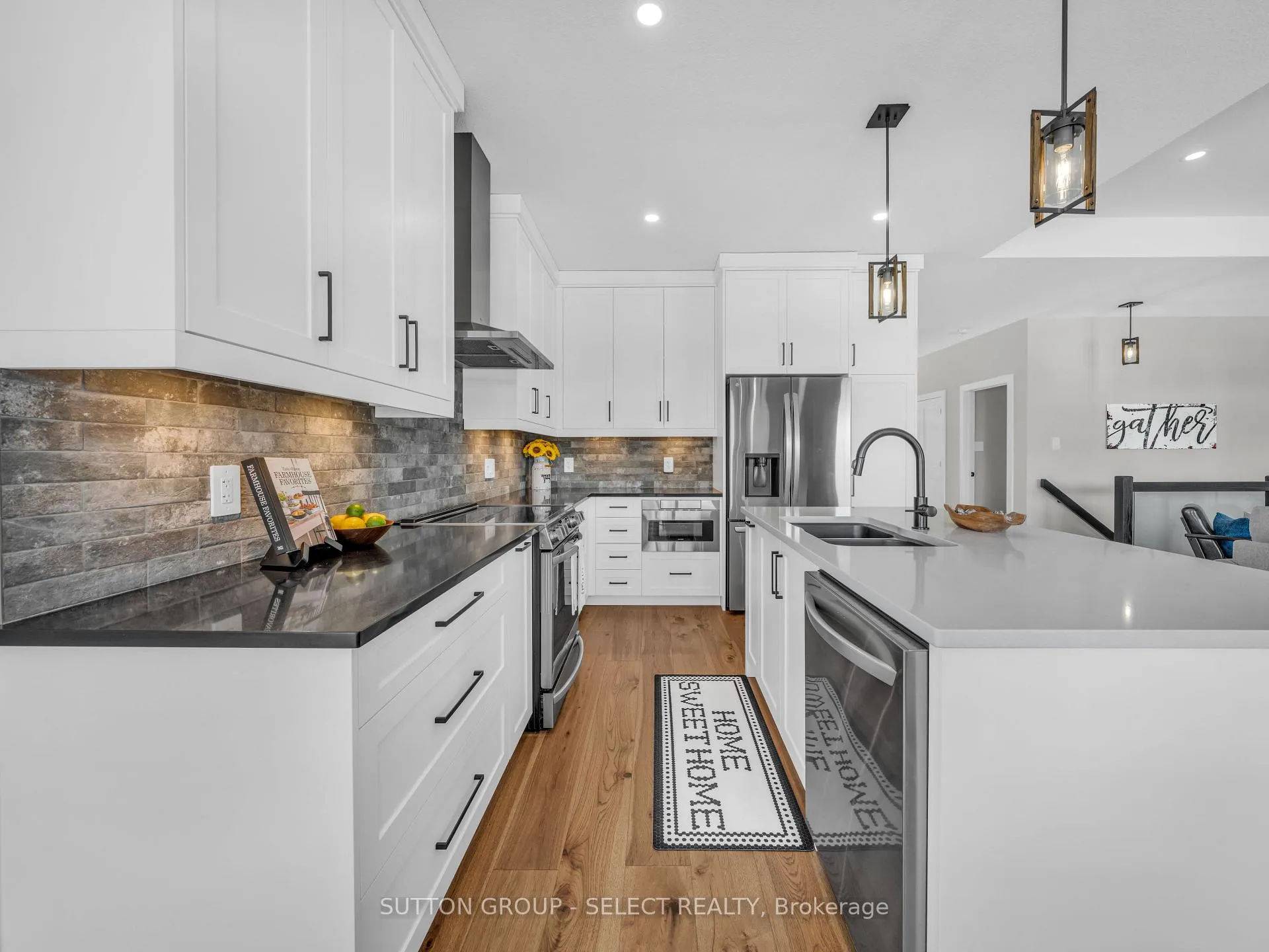 Photo 12 of 2222 Linkway Boulevard, London, South A — HOMEH