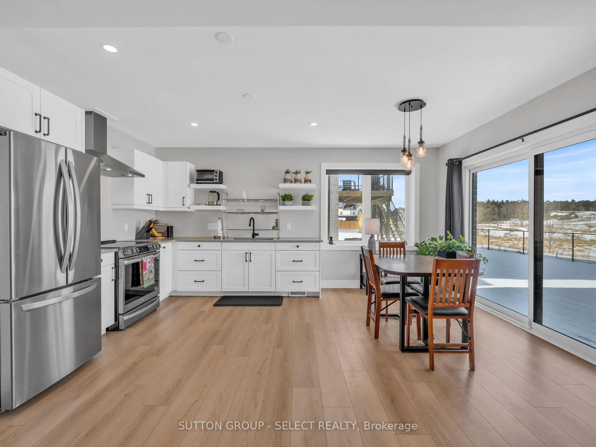 Photo 33 of 2222 Linkway Boulevard, London, South A — HOMEH