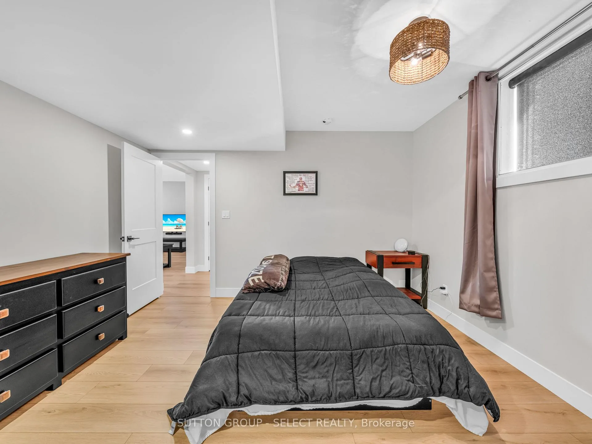 Photo 37 of 2222 Linkway Boulevard, London, South A — HOMEH