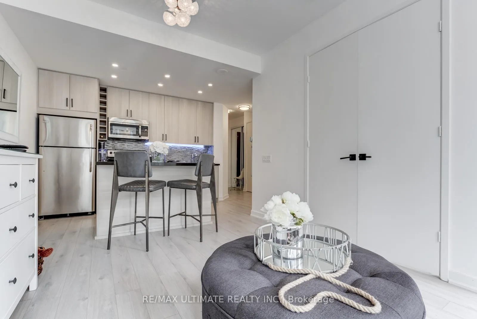 Photo 6 of Unit 1814, 85 Bloor Street E, Toronto, Church-Yonge Corridor — HOMEH