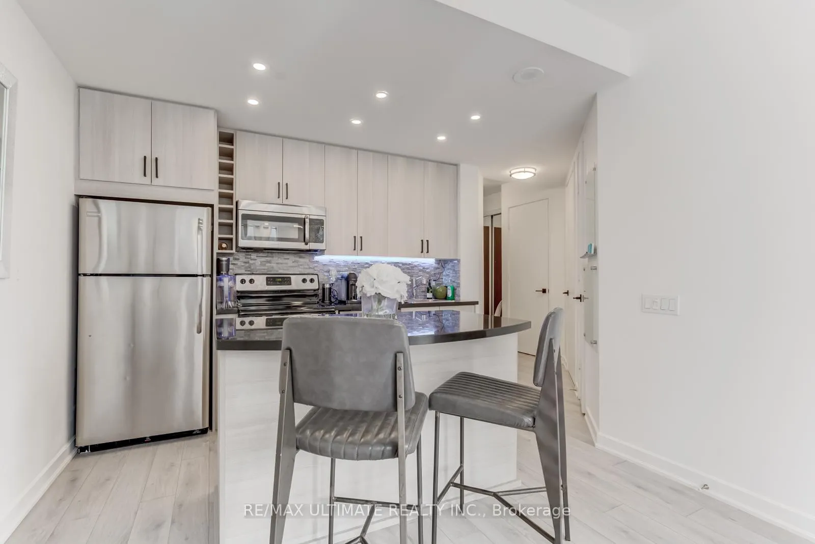 Photo 8 of Unit 1814, 85 Bloor Street E, Toronto, Church-Yonge Corridor — HOMEH