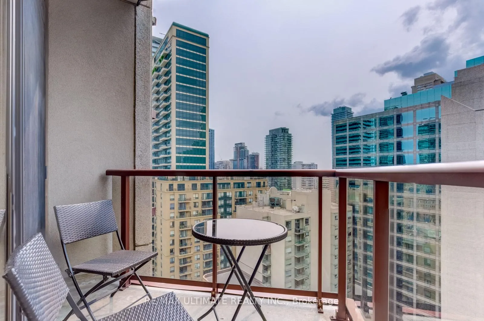 Photo 18 of Unit 1814, 85 Bloor Street E, Toronto, Church-Yonge Corridor — HOMEH