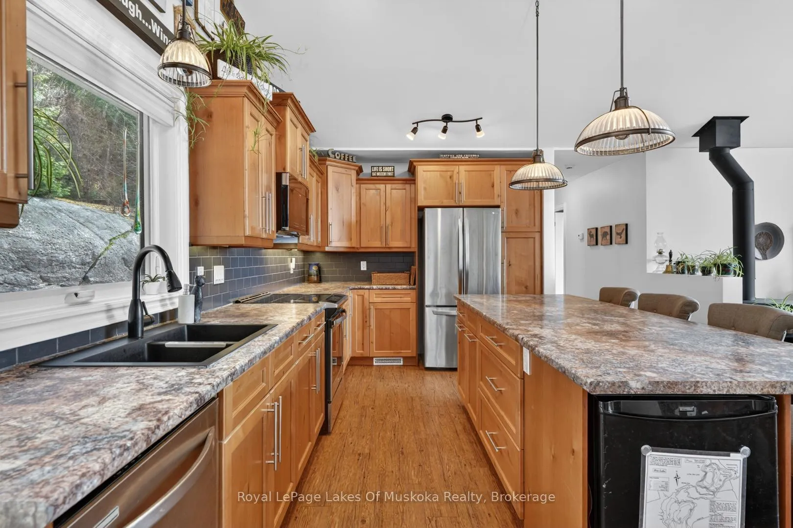 Photo 11 of 1019B So Ho Mish Road, Ryerson — HOMEH