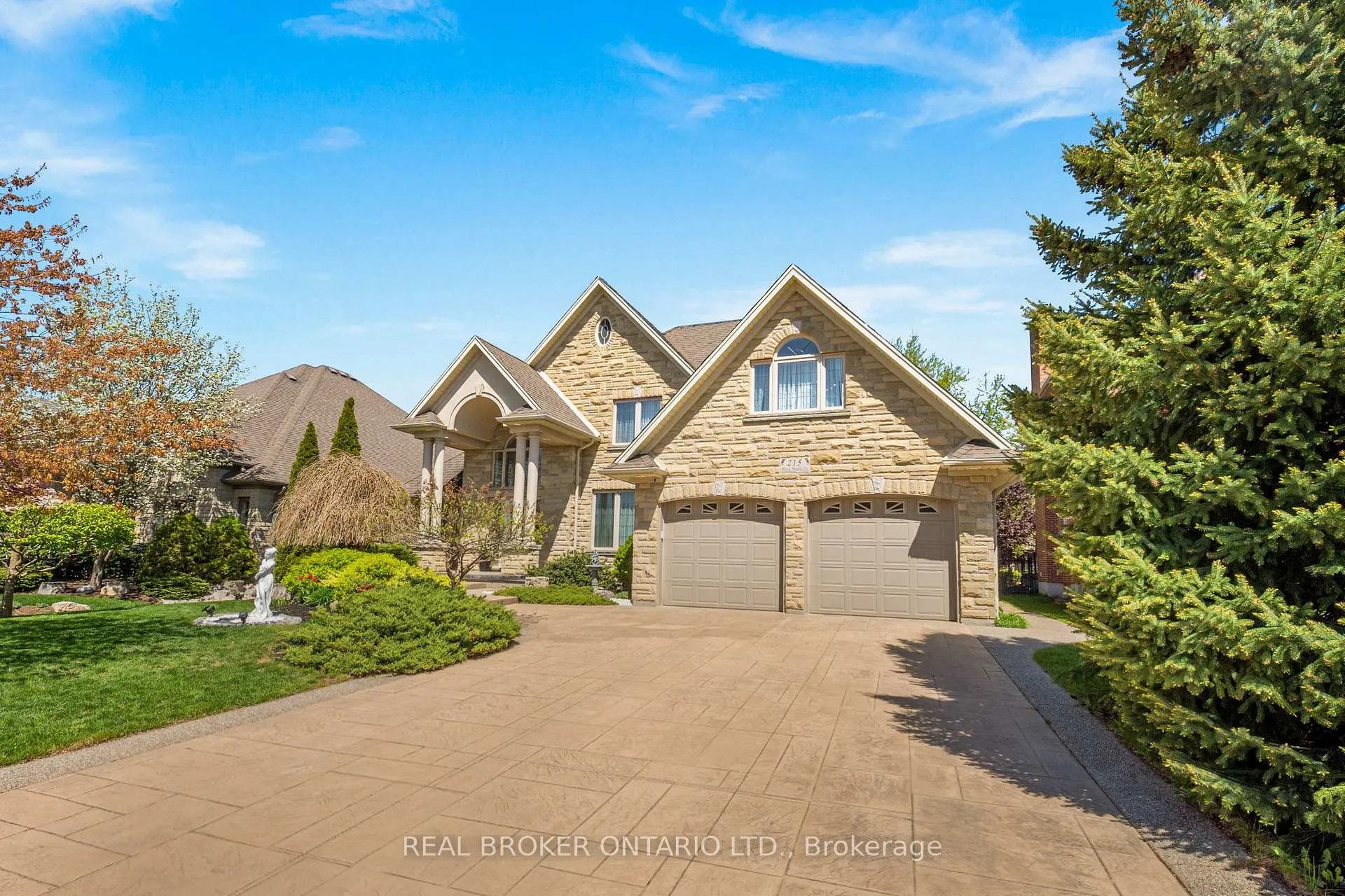 Photo 1 of 215 Black Maple Court, Kitchener — HOMEH