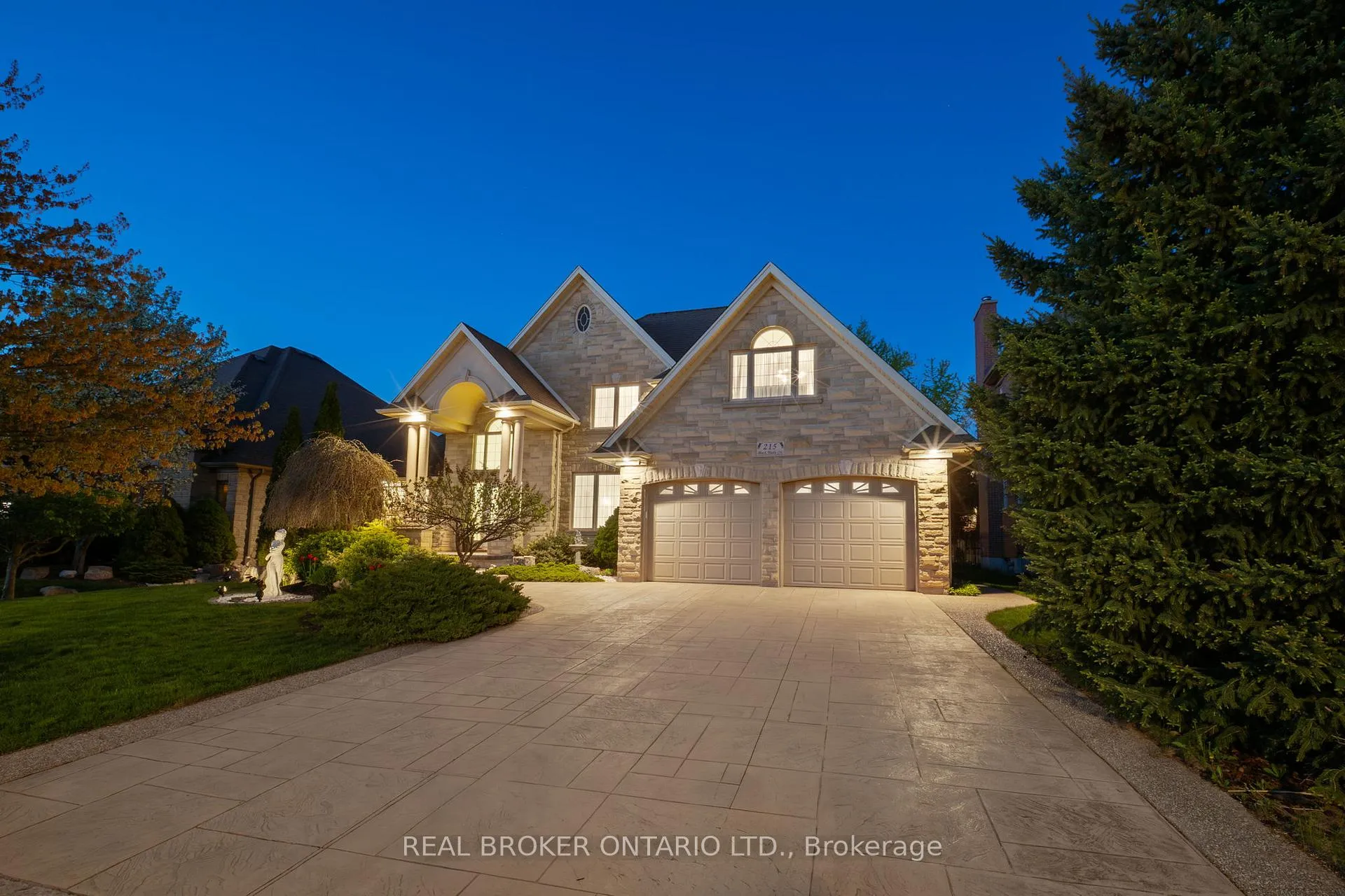Photo 3 of 215 Black Maple Court, Kitchener — HOMEH