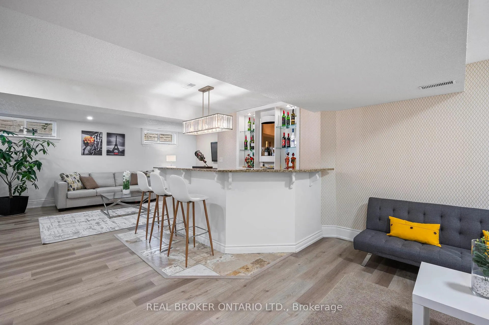 Photo 35 of 215 Black Maple Court, Kitchener — HOMEH