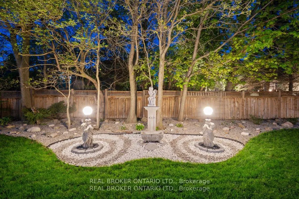 Photo 48 of 215 Black Maple Court, Kitchener — HOMEH