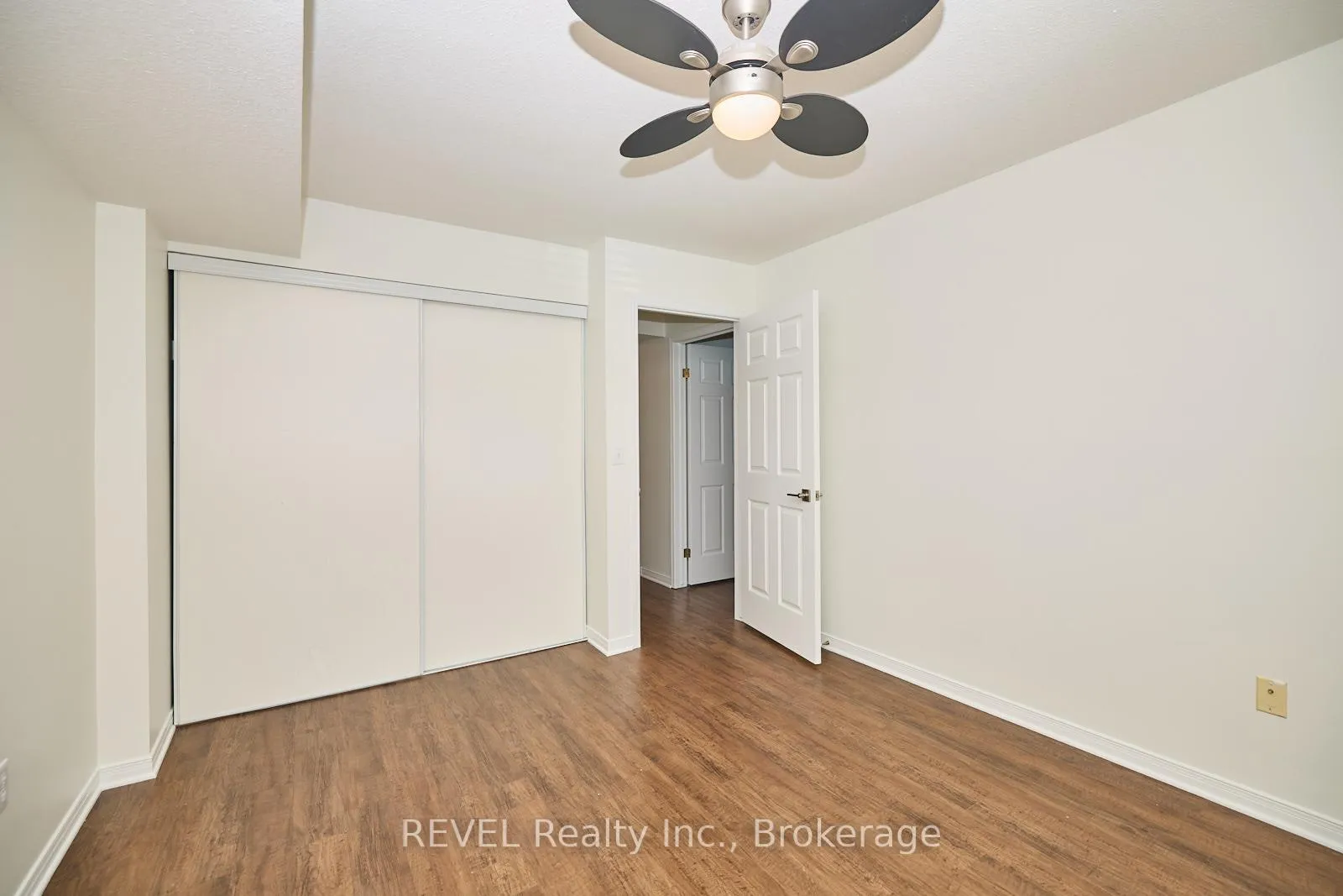 Photo 20 of Unit 19, 117 Willson Road, Welland, Prince Charles — HOMEH
