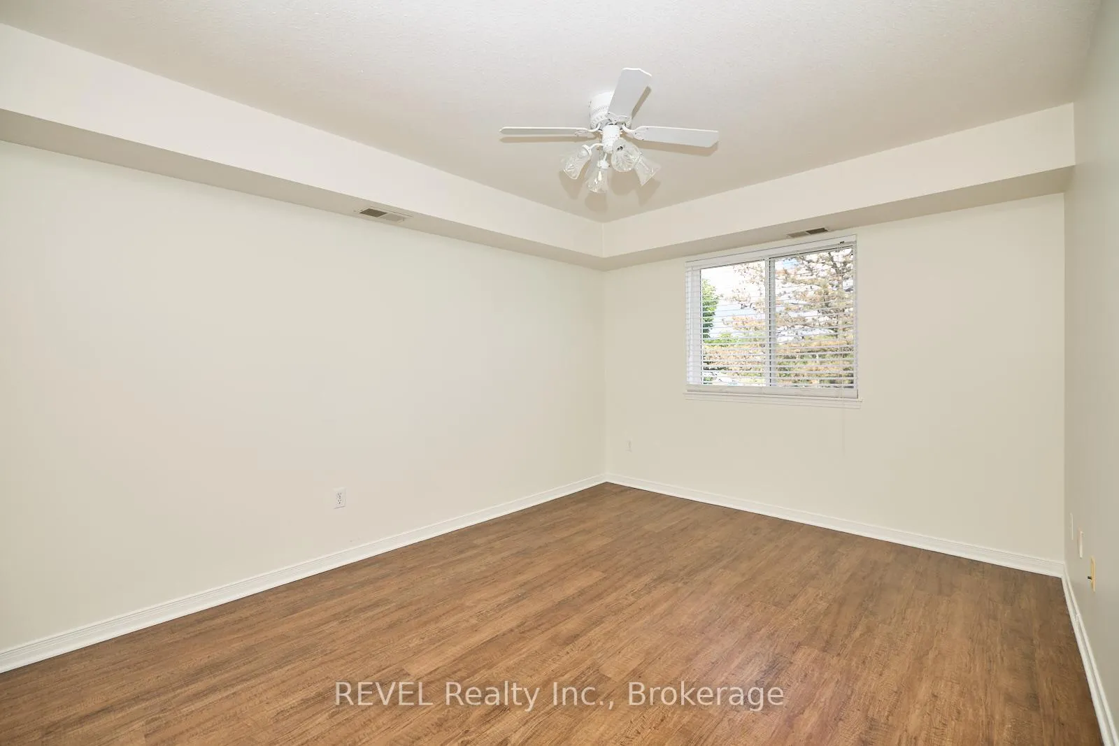Photo 21 of Unit 19, 117 Willson Road, Welland, Prince Charles — HOMEH