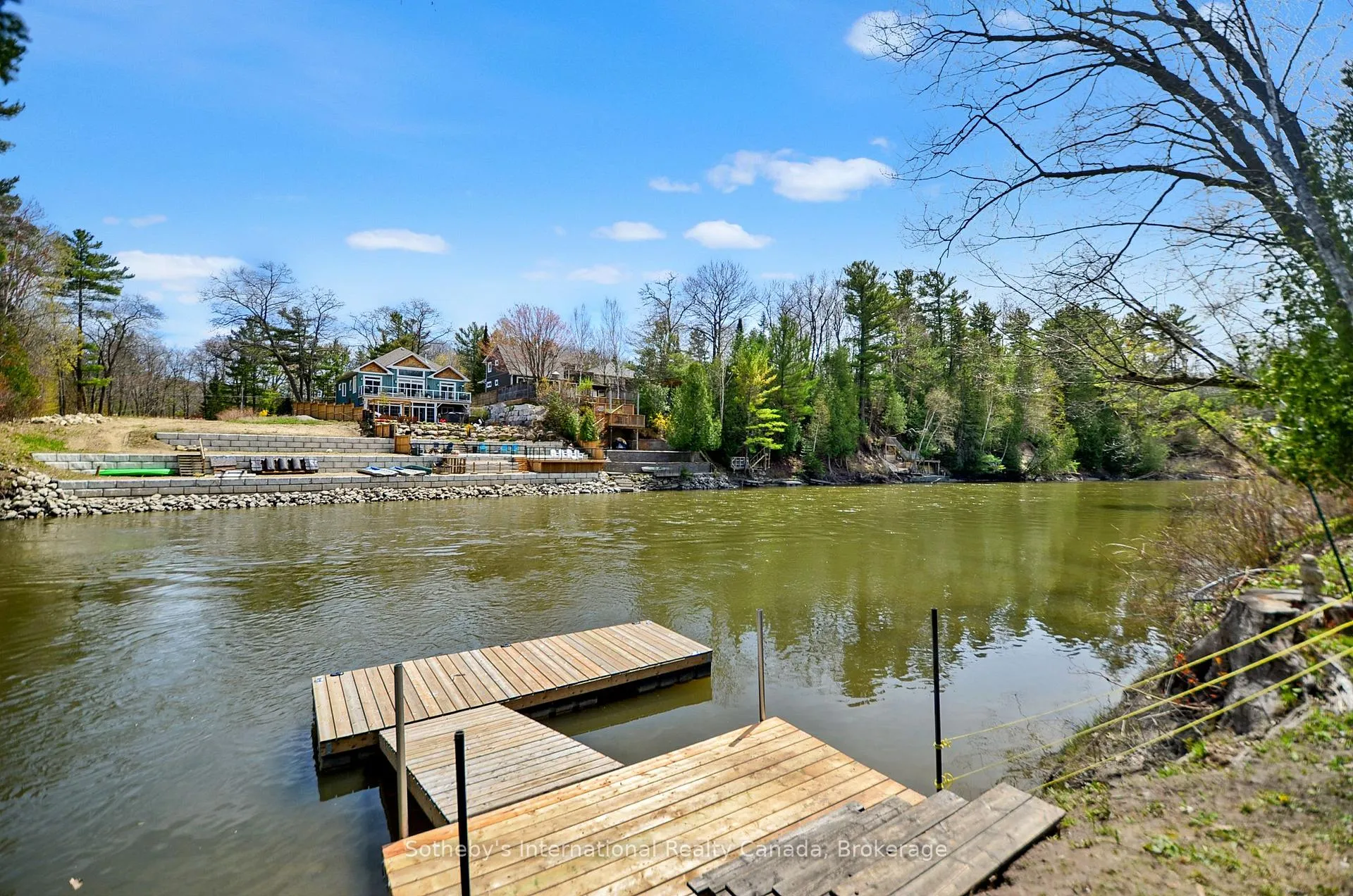 Photo 8 of 71 Oak Lea Boulevard, Wasaga Beach — HOMEH