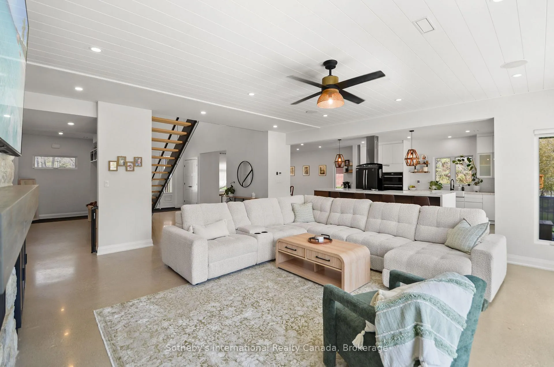 Photo 15 of 71 Oak Lea Boulevard, Wasaga Beach — HOMEH