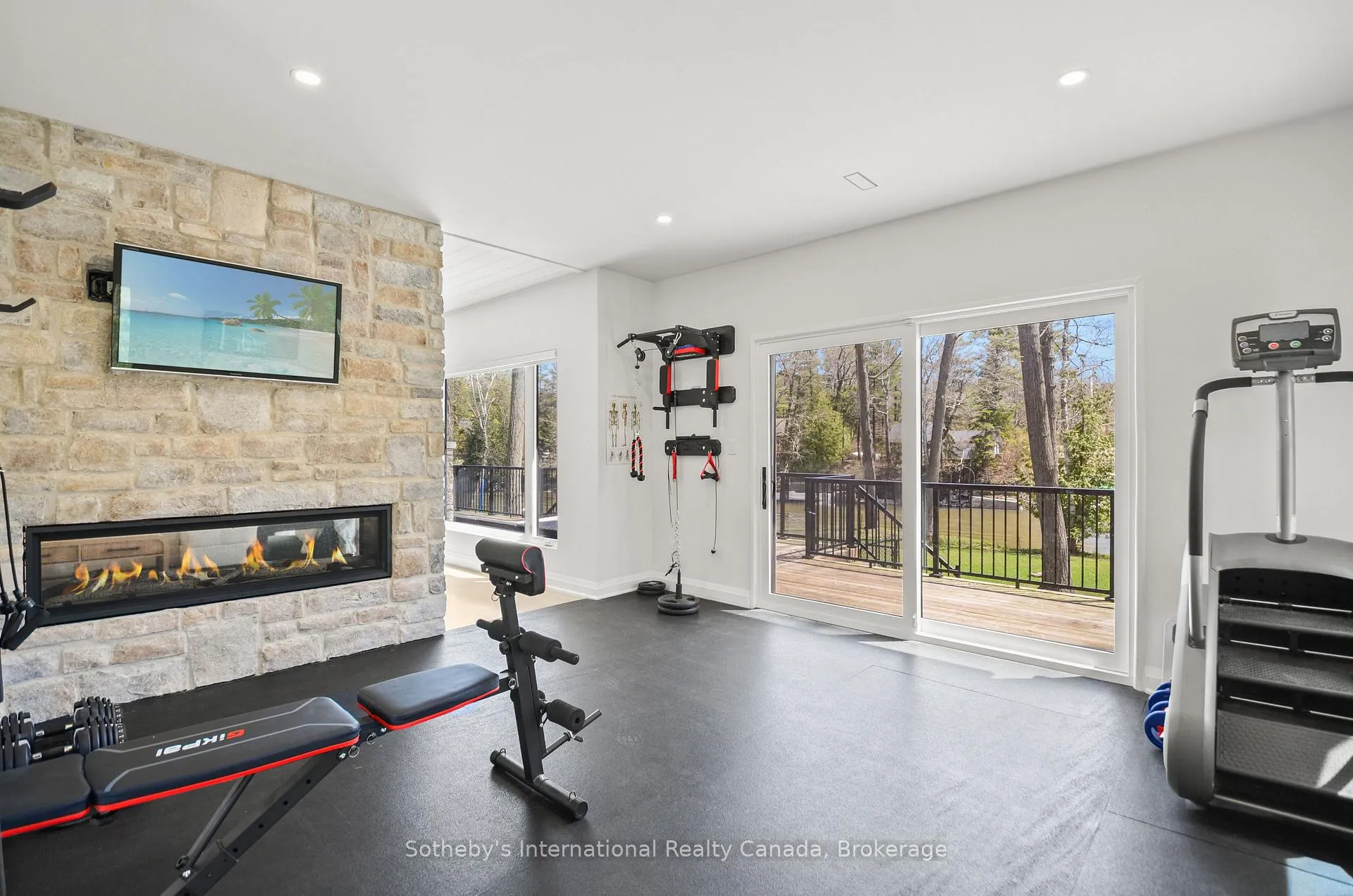 Photo 22 of 71 Oak Lea Boulevard, Wasaga Beach — HOMEH