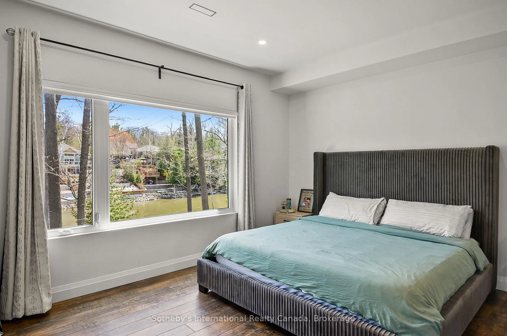 Photo 25 of 71 Oak Lea Boulevard, Wasaga Beach — HOMEH